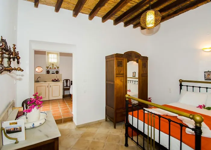 Maria Traditional Gæstehus Adamantas