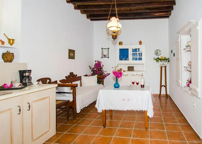 Maria Traditional Casa de hóspedes 3*