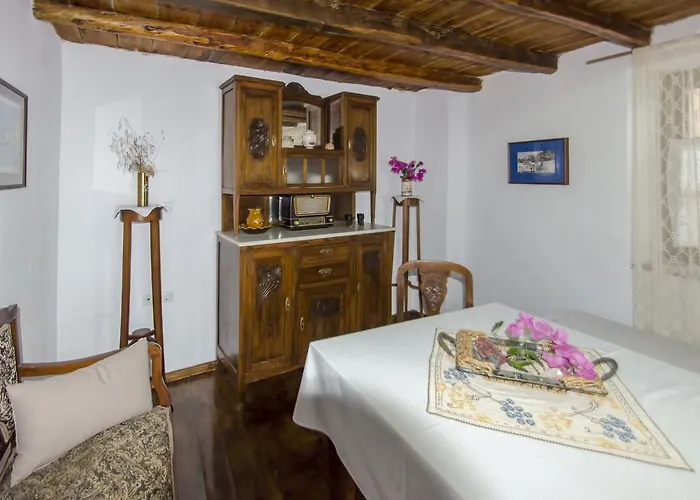 Maria Traditional Casa de hóspedes